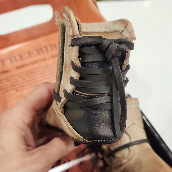 Freebird Infant Boots in Beige and Dark Brown - Picture 4 of 5